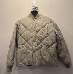 Vintage Cabela's Men's Tan Extra Large Quilted And  Thinsulate Bomber Jacket - Picture 1 of 6