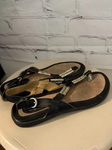 Sandalias planas negras BOC Born Concepts con detalles metálicos para mujer talla US 7 - Imagen 1 de 9
