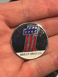 HARLEY DAVIDSON motorcycles vintage enamel made in England 35mm PIN BADGE - Foto 1 di 3