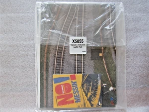 HORNBY X5855 OO GAUGE PLÁSTICO TRAKMAT PACK DE JUEGO FERROVIARIO - Imagen 1 de 3