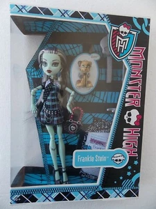 frankie stein monster high daughter frankenstein pet dog watzit doll BBC67 BBC64 - Imagen 1 de 6
