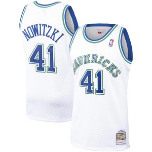 Mitchell \u0026 Ness Dirk Nowitzki Dallas 