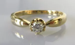 18ct Gold Ring - 18ct Yellow Gold Solitaire Diamond (0.17ct) Ring Size K 1/2 - Picture 1 of 12