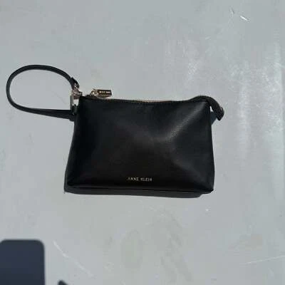 Bolsos sin asas y bolsos de mano exteriores de cuero sintético Anne Klein para mujer  Foto 1 de 4