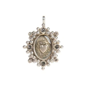 VIRGINS SAINTS & ANGELS VSA Oval Cloister Sacred Heart Medallion in Silver - Picture 1 of 6