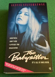 The Babysitter (VHS, 1995) Promo Screener Thriller + FREE DVD - Foto 1 di 3