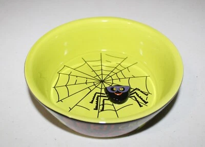 Tigela Hallmark Halloween 3D Spider In Web - BOO! Eek! Yikes! Tigela de cerâmica 6" NOVA - Imagem 1 de 4