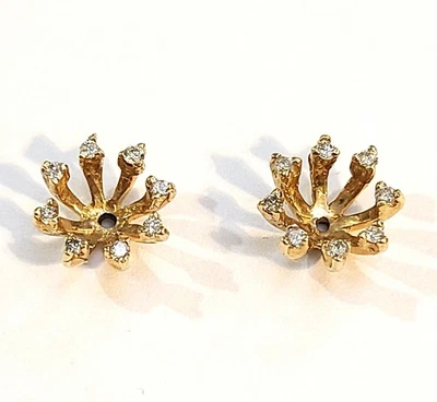 Chaquetas pendientes Helzberg Diamantes Oro Amarillo 14K y Diamantes Naturales Halo Foto 1 de 4