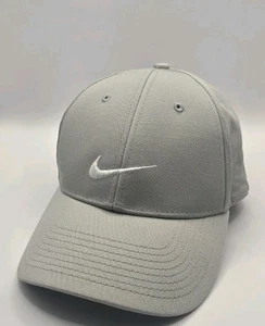 Nike Mütze Kappe Riemen hinten Golf Freizeit bestickt Baumwolle Twill Swoosh Logo Outdoor - Bild 1 von 9