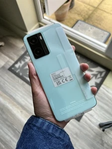 OPPO A57 Smartphone - Picture 1 of 5