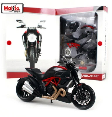 Maisto 1:12 Ducati DIAVEL CARBON Assemble DIY Motorcycle Bike Model KITS IN BOX - Image 1 of 4