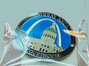Gateway Arch and Old Courthouse walking Stick Emblem/badge. New. - Picture 1 of 2