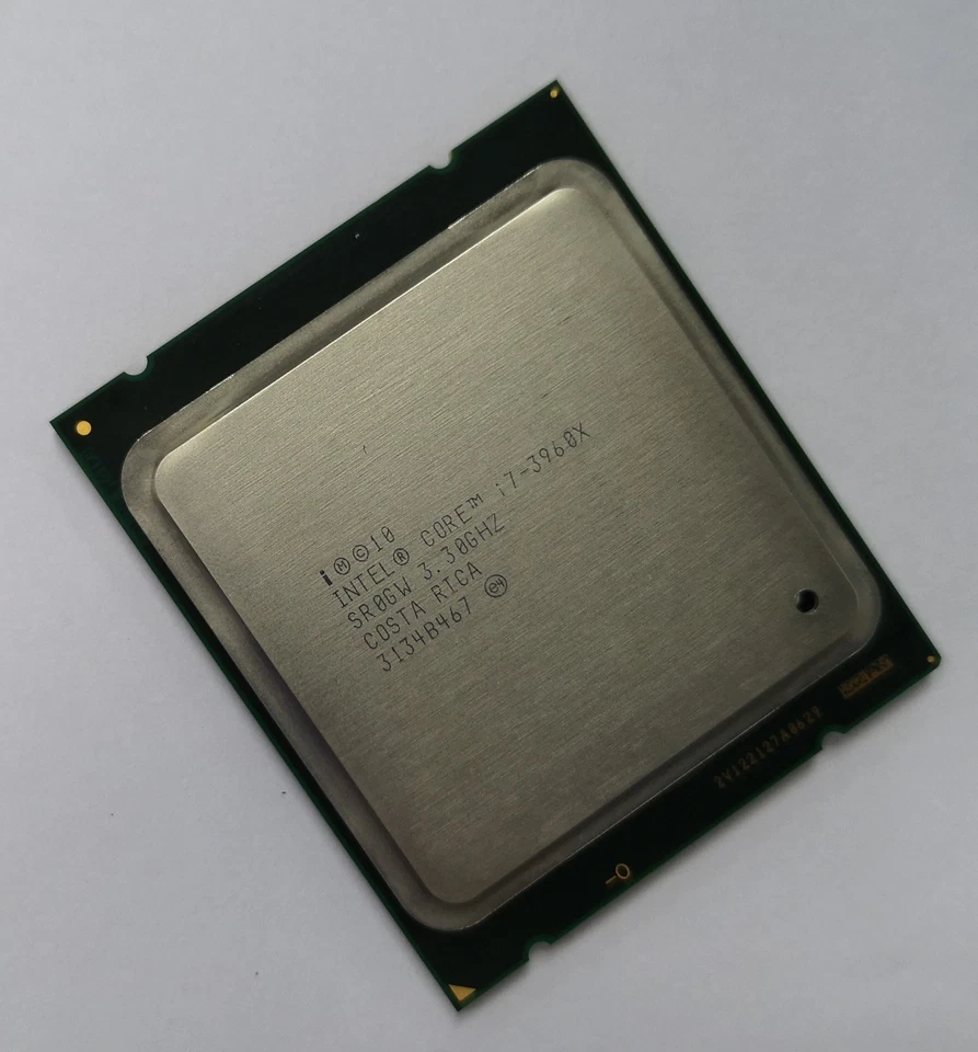 Intel Core i7-3960X Desktop CPU Processor  Extreme Edition LGA2011 6 Cores - Image 1 of 4