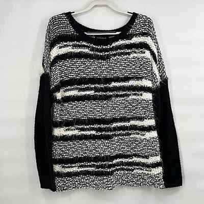 Suéter de pestañas blanco y negro Ivanka Trump talla grande Foto 1 de 4