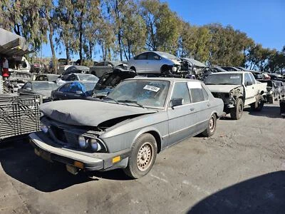 Вал задней оси BMW 528E правый 85 86 87 E28 - Изображение 1 из 4