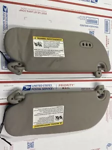 2009-2011 Lincoln Town Car RH+LH Sunvisor - Gray Stone OEM - Picture 1 of 8