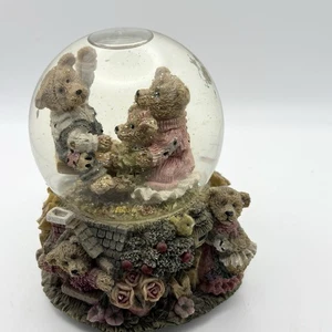 Bears Water Globe Music Box Plays “Teddy Bear” - Picture 1 of 11