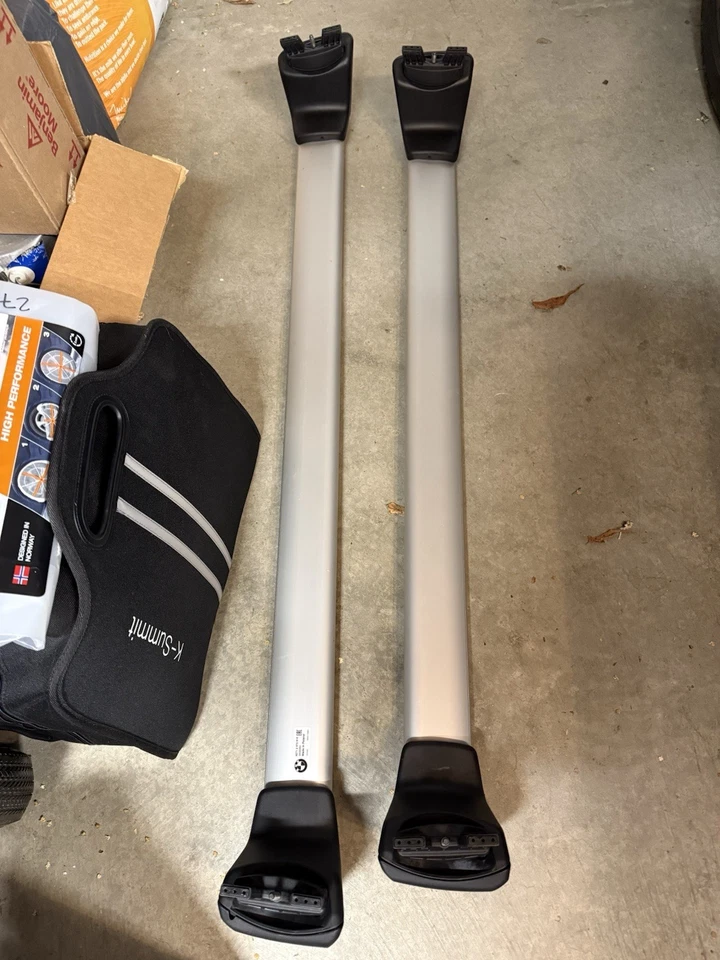 Barras transversales de techo punto fijo para BMW IX (I20) 2021-2025, plateadas Foto 1 de 2