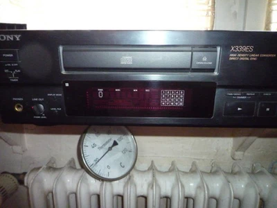 Sony   CDP-X339ES   HIGH END   CD-Player - Bild 1 von 4