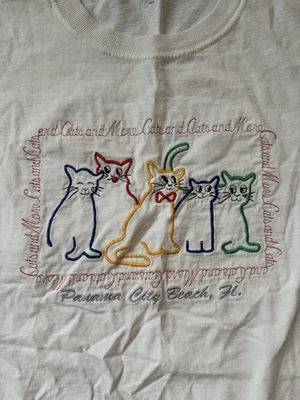 Camiseta Jerzee Vintage Blanca Bordada Arco Iris de Gatos Algodón Talla XL Foto 1 de 4