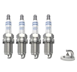 Spark Plugs x 4 Bosch Platinum Fits Land Rover Freelander Mercedes C-Class CLK - Picture 1 of 8