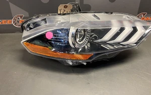2019 FORD MUSTANG GT OEM PASSENGER RH HEADLIGHT HEADLAMP USED - Picture 1 of 11
