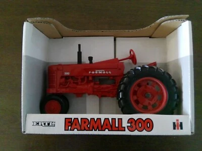 ERTL Farmall McCormick  300 DIECAST TRACTOR 1:16 SCALE New In box - Image 1 of 4