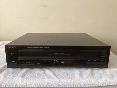 TEAC PD-D860 Compact 5 Disc CD Changer Multi  Player - Image 1 of 4