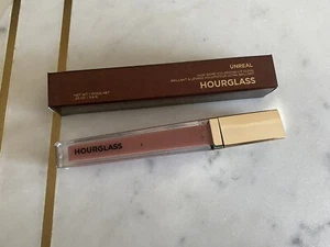 Hourglass Unreal High Shine Volumising Lip Gloss In Truth 5.6g Full Size New - Picture 1 of 2