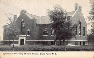 Postcard ND: Gym, University of North Dakota, B&W Photo, Antique DB Posted 1908 - Picture 1 of 3