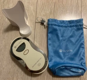 Nu Skin Galvanic Body Spa System White Body care Beauty Machine - Picture 1 of 6