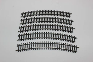 5 x Märklin  HO 2231 K-Gleis gebogen r424,6 mm, 30° Vollprofil - Bild 1 von 1