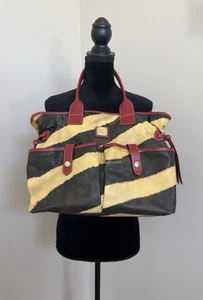 Dooney & Bourke Beuteltasche beschichtetes Canvas Zebra groß schwarz hellbraun rot Handtasche Geldbeutel - Bild 1 von 7