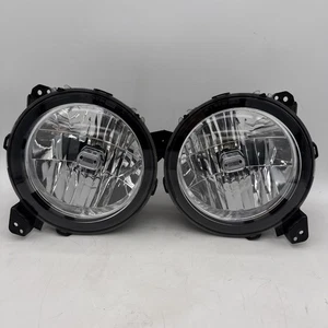 2018-2021 Jeep Wrangler JL Halogen Right/Left Pass & Driver Headlight OEM Comp. - Picture 1 of 23