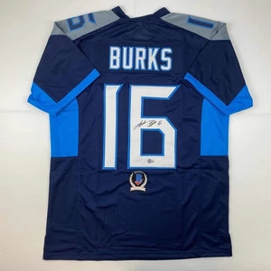 Autographed/Signed Treylon Burks Tennessee Dark Blue Jersey Beckett BAS COA - Picture 1 of 3