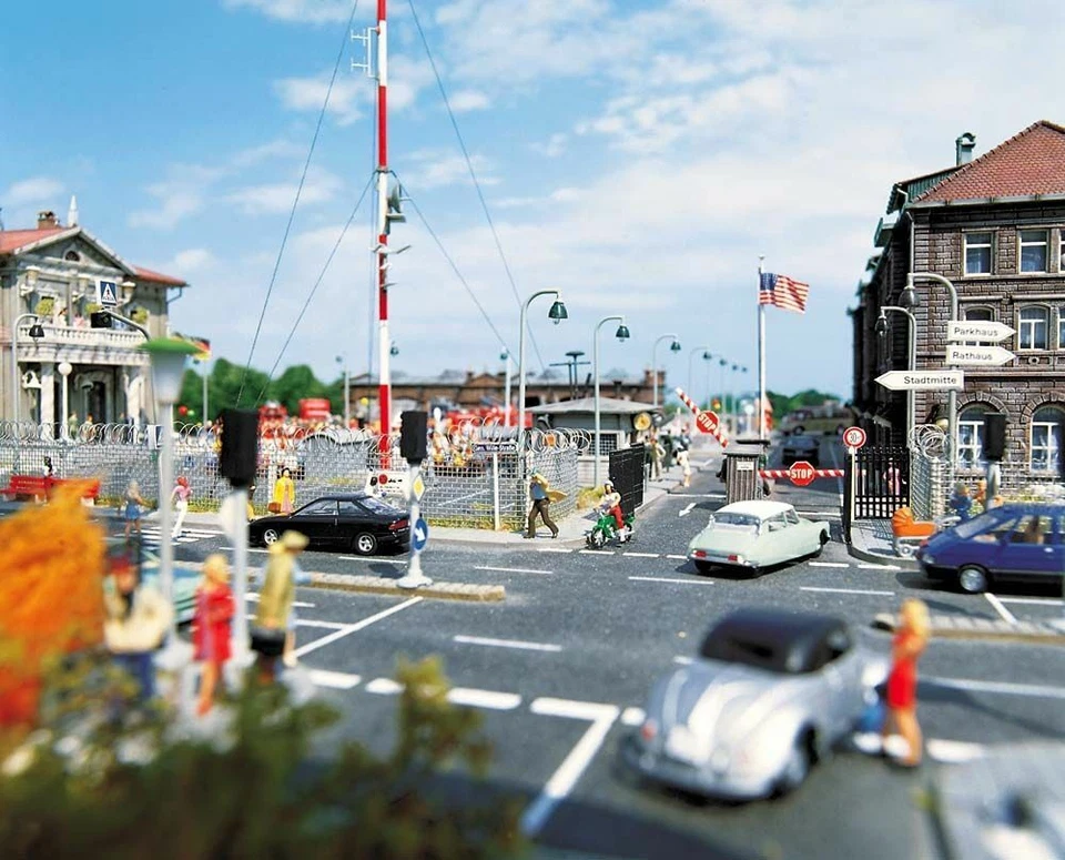 40mm x 2M Tarmac Road N gauge scenery Busch 7087 - Image 1 of 1