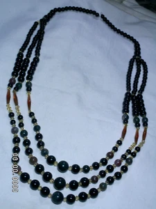 Collar De Perlas De Ónix, Jaspe Y Vidrio De 27" De Largo Con Cierre De Plata - Imagen 1 de 11