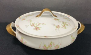 Cazuela para servir verduras Theodore Haviland Limoges con tapa Francia - Imagen 1 de 12