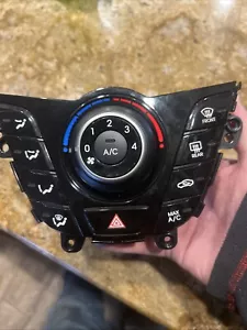 2012-2017 Hyundai Veloster Manual Temperature Control Climate Glossy Finish OEM - Picture 1 of 6