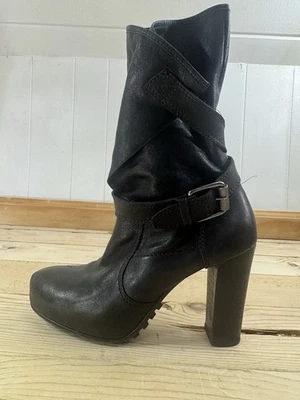 Botines Vera Wang lavanda para mujer 10 Foto 1 de 4