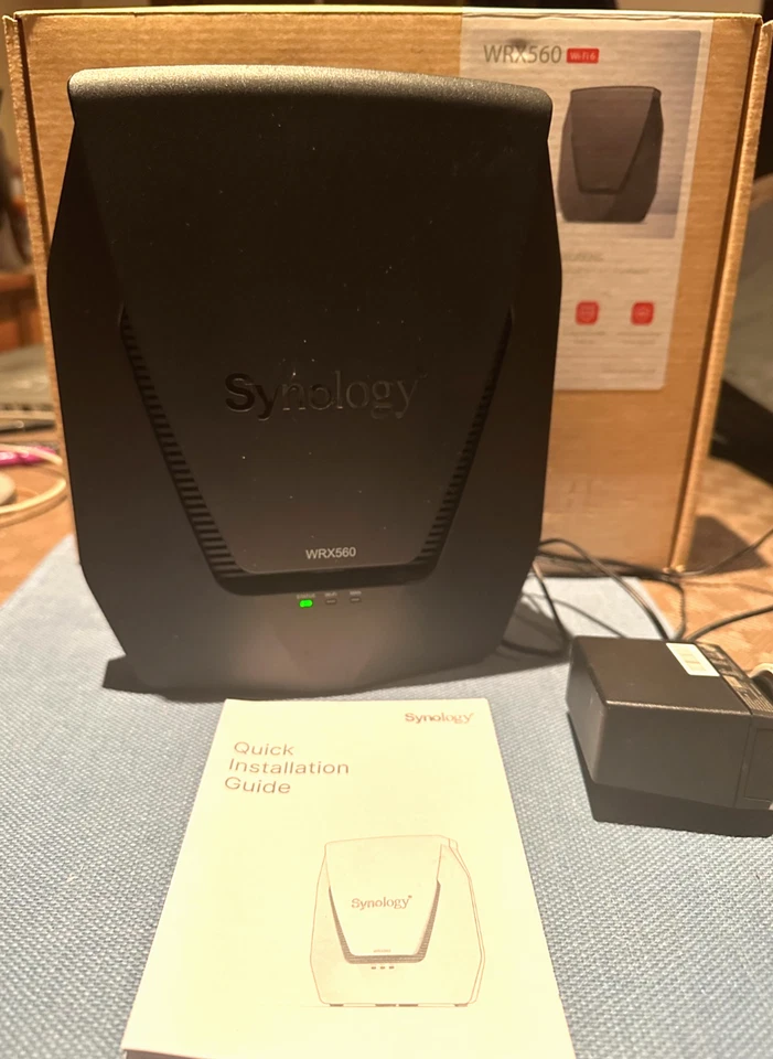 Router inalámbrico de doble banda 2,5G y Gigabit AU Synology WRX560 AX3000 *Envío GRATIS* Foto 1 de 1