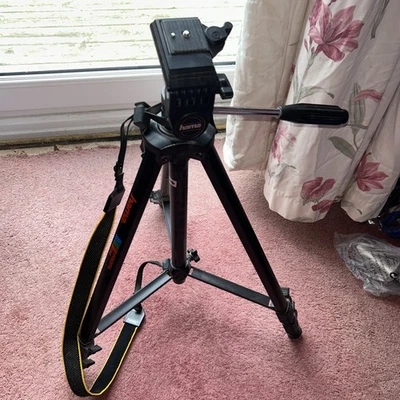 Hama Profil 26 Tripod - Image 1 of 4