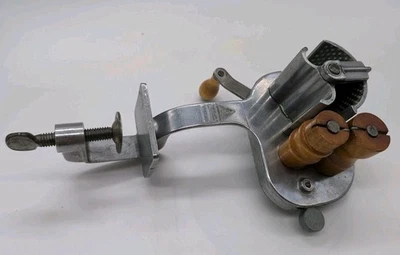 Vtg Triangle Noodle Machine Corp Cavatelli Gnocchi Pasta Roller Cleveland Oh USA - Image 1 of 4