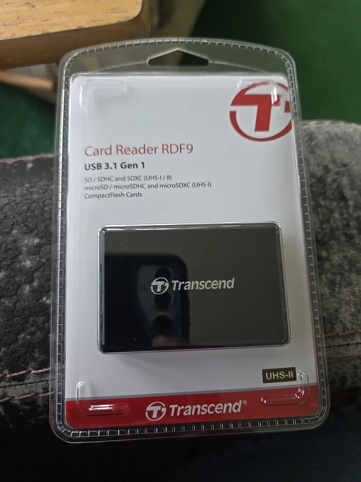 Lector de tarjetas de memoria Transcend USB3.1 Gen 1 modelo TS-RDF9K2 Foto 1 de 1