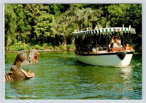 Tokyo Disneyland Dschungel Kreuzfahrtschiff und Flusspferde c1984 UNP Kontinental Postkarte - Bild 1 von 2