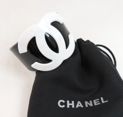 Bracelet fantaisie promotionnel en résine CC vintage année 90 - Immagine 1 di 4