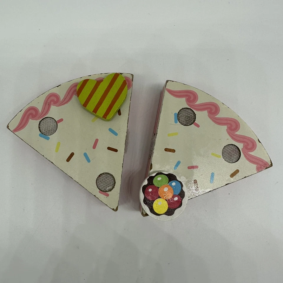 Melissa & Doug 蛋糕替换零件粉色白色喷雾糖果心形选择 — 第 1/4 张图片