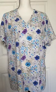 SB SCRUB TOP WHITE WITH BLUE AND PURPLE DIFFERENT SIZE FLOWERS 3 POCKETS SZ XL - Picture 1 of 8