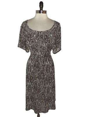 CONNECTED Plus 尺寸 24W A 字裙棕色白色叶子短袖弹力针织 — 第 1/4 张图片