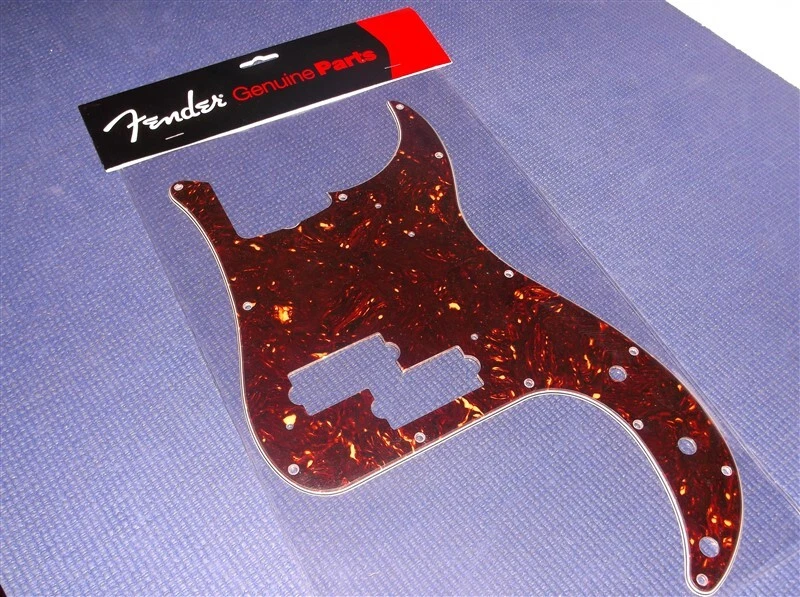 NUEVO Golpeador Fender Genuino Para '62 P. Bajo - TORTUGA, 099-2021-000 Foto 1 de 1